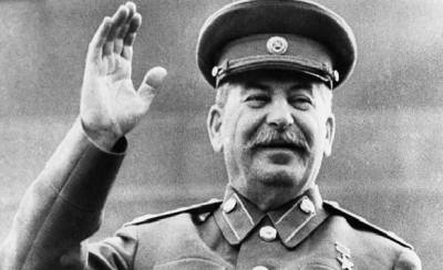 Иосиф Сталин - Как донские казаки «на кругу» приняли Сталина в казаки - russian7.ru