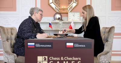 Тамара Тансыккужина - Россиянка, которой во время матча по шашкам со стола убрали флаг, стала чемпионкой мира - readovka.news