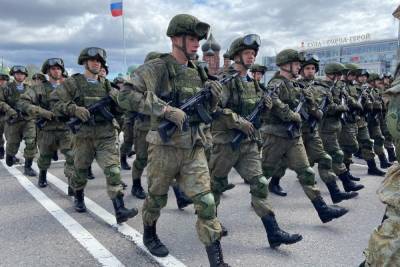 Порывистый ветер с дождем в Туле сорвал вторую репетицию Парада Победы - tula.mk.ru - Тула