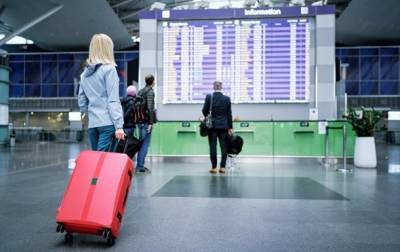 ГПСУ: Украинцы стали втрое меньше выезжать в Россию - from-ua.com - Украина - Румыния - Венгрия - Словакия