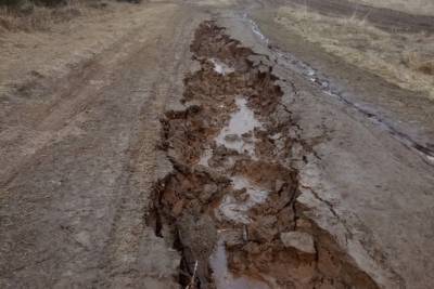 В Ярославской области пообещали восстановить размытую дорогу. - yar.mk.ru - Ярославская обл. - Ярославль