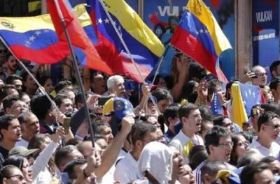 Диего Молано - Протесты в Колумбии завершились гибелью 19 человек: более 800 пострадали - from-ua.com - Колумбия