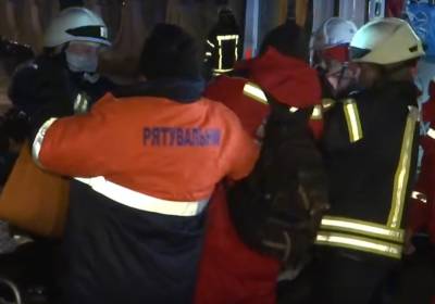Сильный пожар вспыхнул в Харькове: спасателям пришлось эвакуировать жителей, детали ЧП - kharkov.politeka.net - Харьков