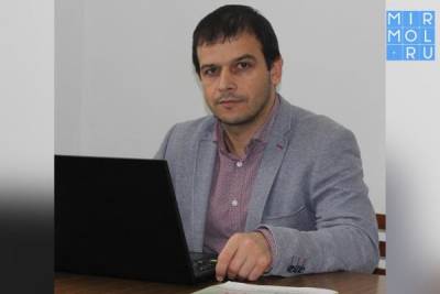 Сергей Меликов - Главный редактор «Зори Табасарана» прокомментировал выступление Сергея Меликова - mirmol.ru - респ. Дагестан