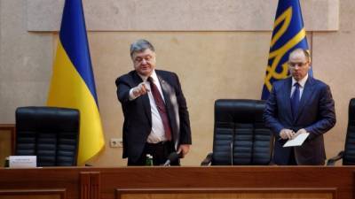 Петр Порошенко - Максим Степанов - Степанов обвинил Порошенко в подыгрывании России - sharij.net