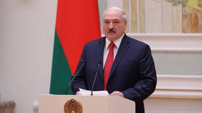 Александр Лукашенко - Роман Головченко - Отрицательные прогнозы по ВВП Белоруссии раскритиковал Лукашенко - nation-news.ru
