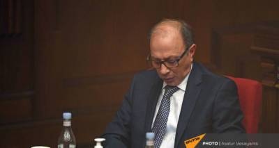 Руслан Казакбаев - Ара Айвазян позвонил главам МИД Кыргызстана и Таджикистана - ru.armeniasputnik.am - Киргизия - Таджикистан