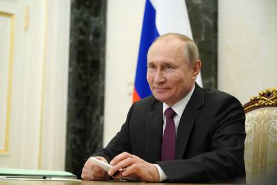 Владимир Путин - Путин наградил сотрудников столичного Роспотребнадзора за борьбу с COVID-19 - vm.ru - Москва