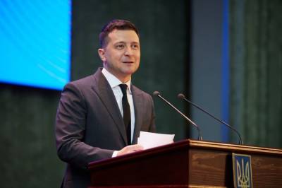 Владимир Зеленский - Валентин Землянский - Украинский общественник заявил о боязни Зеленского общаться с народом - news.vse42.ru - Украина