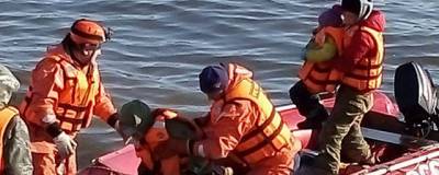 На Колыме нашли трёх детей и двух взрослых, пропавших 3 мая в Охотском море - runews24.ru - Магадан