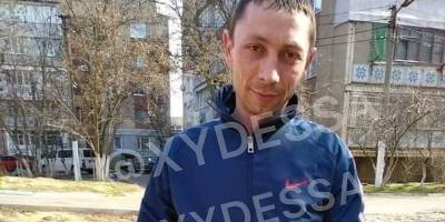 В гаражах напротив Апельсина в Белгород-Днестровском пьяный мужчина убил домашних собак - Фото и видео - ТЕЛЕГРАФ - telegraf.com.ua - Одесса - Одесская обл. - Белгород