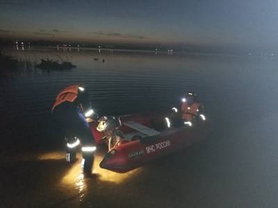 На Южном Урале двое детей застряли на плоту посередине озера - u24.ru