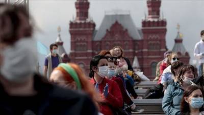 В России второй день число новых случаев Covid-19 меньше 8 тыс. - eadaily.com - Москва - респ. Алтай - Еврейская обл. - респ.Тыва - Чукотка - окр.Ненецкий