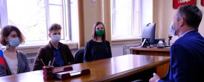 Алексей Воробьев - Юные журналисты провели пресс-конференцию с главой Пущино Алексеем Воробьевым - runews24.ru - Того