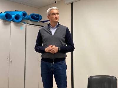 Евгений Нифантьев - Обращения инвалидов о доступности городской среды требуют индивидуального подхода — Нифантьев - vm.ru - Москва