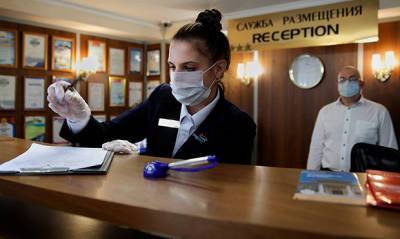 В России с октября 2020 года из-за антиковидных ограничений закрылись 6% турфирм и 4% гостиниц - og.ru - Москва - Санкт-Петербург - респ. Дагестан - Еврейская обл. - Югра