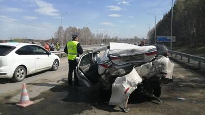 На Челябинском тракте в массовой аварии со спецтехникой пострадали трое - znak.com - Екатеринбург - Челябинск - Свердловская обл.