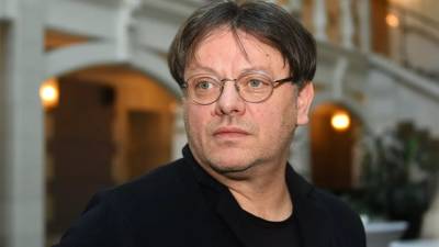 Валерий Тодоровский - Захар Прилепин - Валерий Тодоровский рассказал о работе над сериалом «Обитель» - russian.rt.com