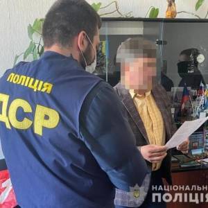 Чиновника Запорожского областного управления Гоструда разоблачили во взяточничестве - reporter-ua.com - Запорожская обл. - Харьковская обл.