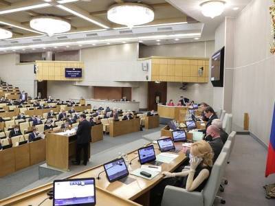 В Госдуму внесен законопроект, запрещающий публично отождествлять роли СССР и Германии в войне - rosbalt.ru
