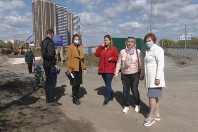 Елена Сорокина - Мэр Рязани Елена Сорокина осмотрела территорию стройки новой школы в Кальном - rzn.mk.ru - Рязань