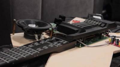 Студенты ИТМО презентовали умную гитару для каждого - piter.tv - Санкт-Петербург