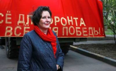 Светлана Разворотнева - Светлана Разворотнева поздравила с Днем Победы ветерана-долгожительницу - aif.ru - Москва