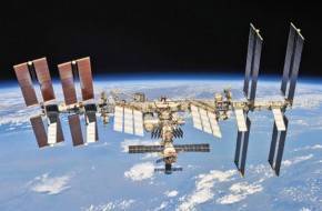 Почему космонавты бессильны в борьбе с трещинами на МКС - «Новости Дня» - novosti-dny.com