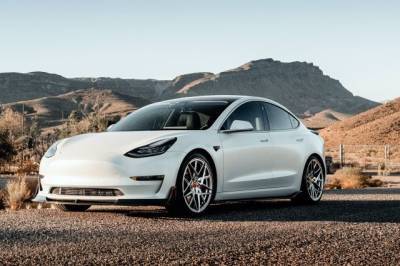 В США жертвой ДТП стал водитель Tesla - aif.ru - Техас - USA - шт. Калифорния - Los Angeles