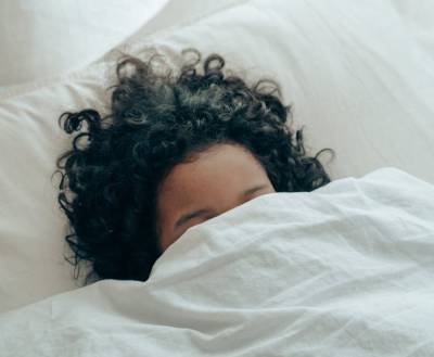 Елена Царева - "Депрессия и гиперсомния": российский невролог назвала слишком долгий сон симптомом опасных заболеваний - news.vse42.ru