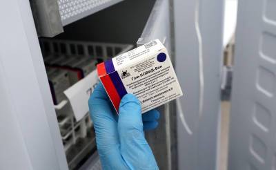 В Узбекистане опровергли слухи, что российская вакцина от коронавируса "Спутник V" предназначена только для чиновников - podrobno.uz - Узбекистан - Ташкент