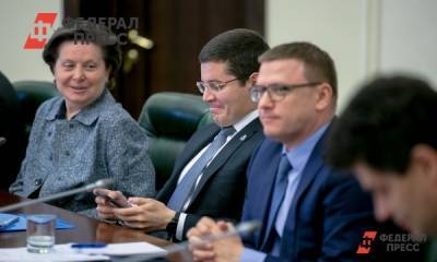 Евгений Куйвашев - Дмитрий Артюхов - Уральские губернаторы отличились в майские праздники: кому выходной, кому трудовой - fedpress.ru - окр. Уральский