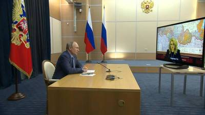 Владимир Путин - Татьяна Голикова - Путин сравнил отечественные вакцины от ковида с автоматом Калашникова - vesti.ru