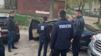 Во Львове на взятке задержали полицейского - ru.slovoidilo.ua - Львов - Львовская обл.
