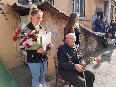 "Катюшу" с ветеранами спел весь двор - lipetskmedia.ru - Одесская обл. - Калининградская обл. - Липецк