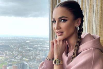 Ольга Бузова - «Поднялась температура»: еле живая Бузова обратилась к поклонникам - mk.ru