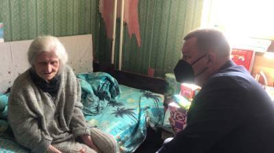 Игорь Кастюкевич - Активисты взяли шефство над одинокими воронежскими ветеранами - vestivrn.ru