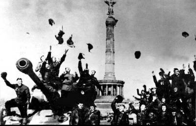 Последние дни Великой Отечественной войны в фотографиях - ivbg.ru - Москва - Россия - Берлин