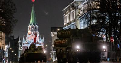 Ряд улиц Москвы перекроют 7 мая для подготовки к параду Победы - ren.tv - Москва