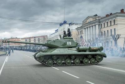 В Улан-Удэ прошла последняя репетиция Парада Победы - ulan.mk.ru - Улан-Удэ - респ.Бурятия