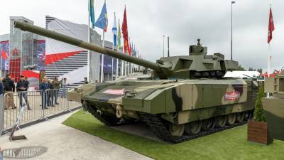 NI смоделировал танковую дуэль Т-14 "Армата" и M1 "Абрамс" - newinform.com