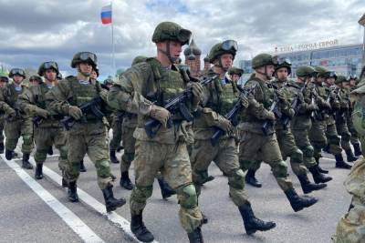 Генеральная репетиция Парада Победы началась на площади Ленина в Туле - tula.mk.ru - Тула