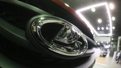 В Сети появились новые фотографии Lada Vesta FL - iz.ru - Израиль