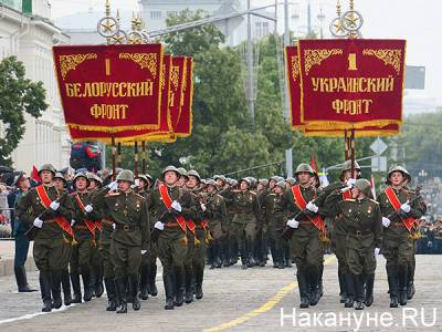 Парад Победы в Екатеринбурге проведут с соблюдением мер эпидбезопасности - nakanune.ru - Екатеринбург - Свердловская обл.