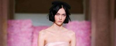 Louis Vuitton - 18-летняя модель из Новосибирска Софья Штейнберг попала в список Forbes - runews24.ru - Новосибирск