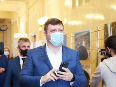 Александр Корниенко - В "Слуге народа" отрицают связь с сетью ботов, которые закрыла Facebook - gordonua.com
