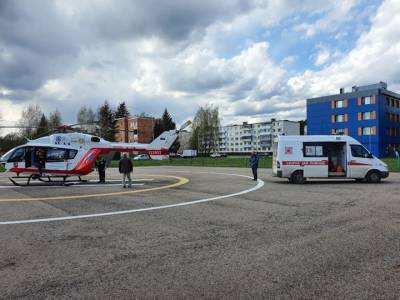 Пациента с инсультом из ТиНАО доставили на вертолете в больницу - vm.ru