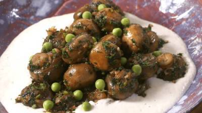 Невероятно вкусные шампиньоны с чесноком в сливочным соусом - skuke.net