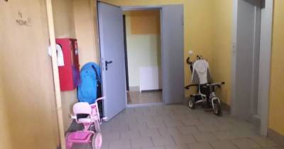 Мать найденного в подъезде на Левитана мальчика: Я не била ногой ребёнка - klops.ru - Калининград
