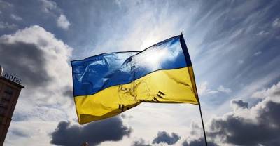 "В стране беда!" В Раде обратились к "нищенствующим" украинцам в преддверии Дня Победы - reendex.ru